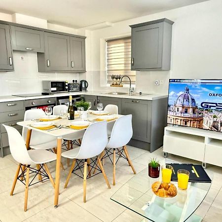 Walnut Luxurious 2-Bedroom With Ensuite - Parking, Netflix, Wifi - Close To Oxford, Bicester & Blenheim Palace Кідлінґтон Екстер'єр фото