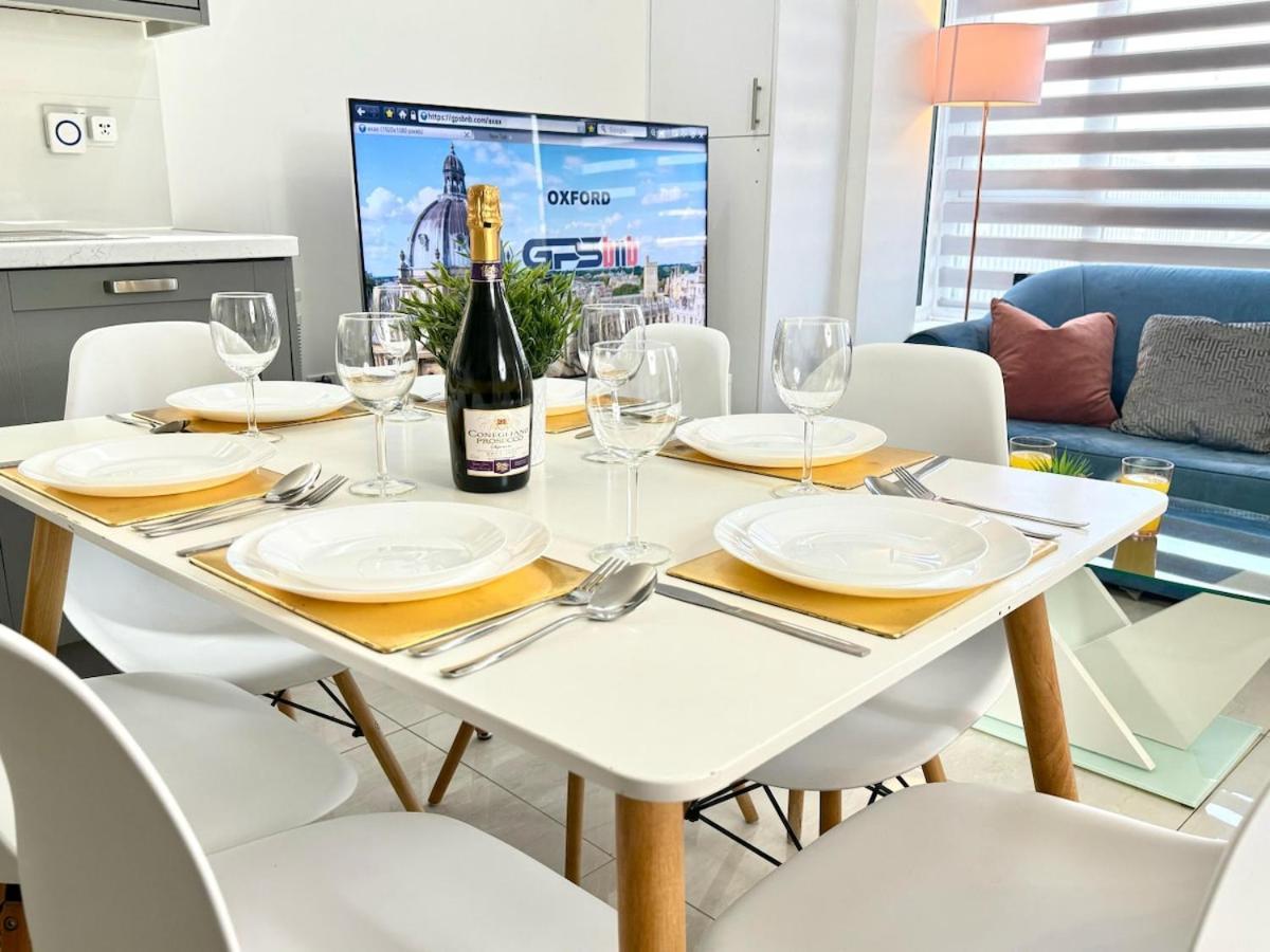 Walnut Luxurious 2-Bedroom With Ensuite - Parking, Netflix, Wifi - Close To Oxford, Bicester & Blenheim Palace Кідлінґтон Екстер'єр фото