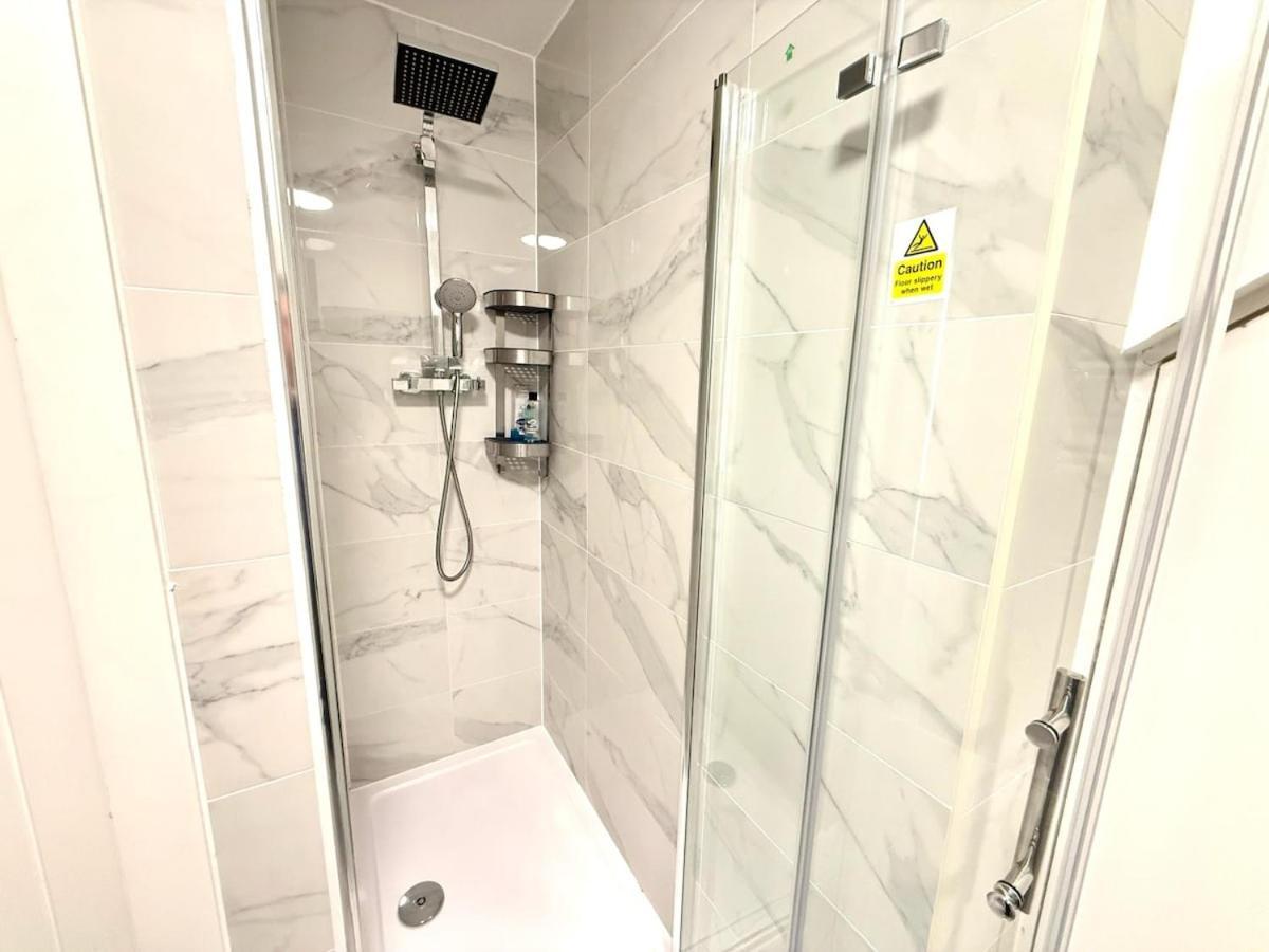Walnut Luxurious 2-Bedroom With Ensuite - Parking, Netflix, Wifi - Close To Oxford, Bicester & Blenheim Palace Кідлінґтон Екстер'єр фото